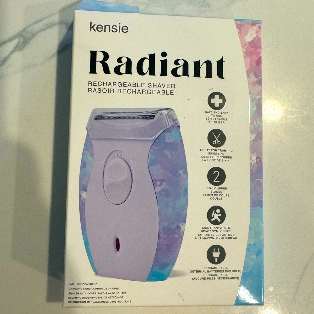 NWT - KENSIE Rechargeable shaver